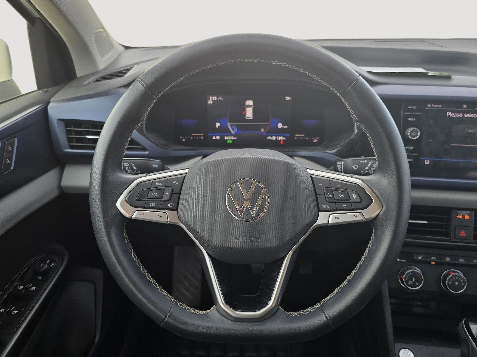 Used 2022 Volkswagen Taos SE image 4