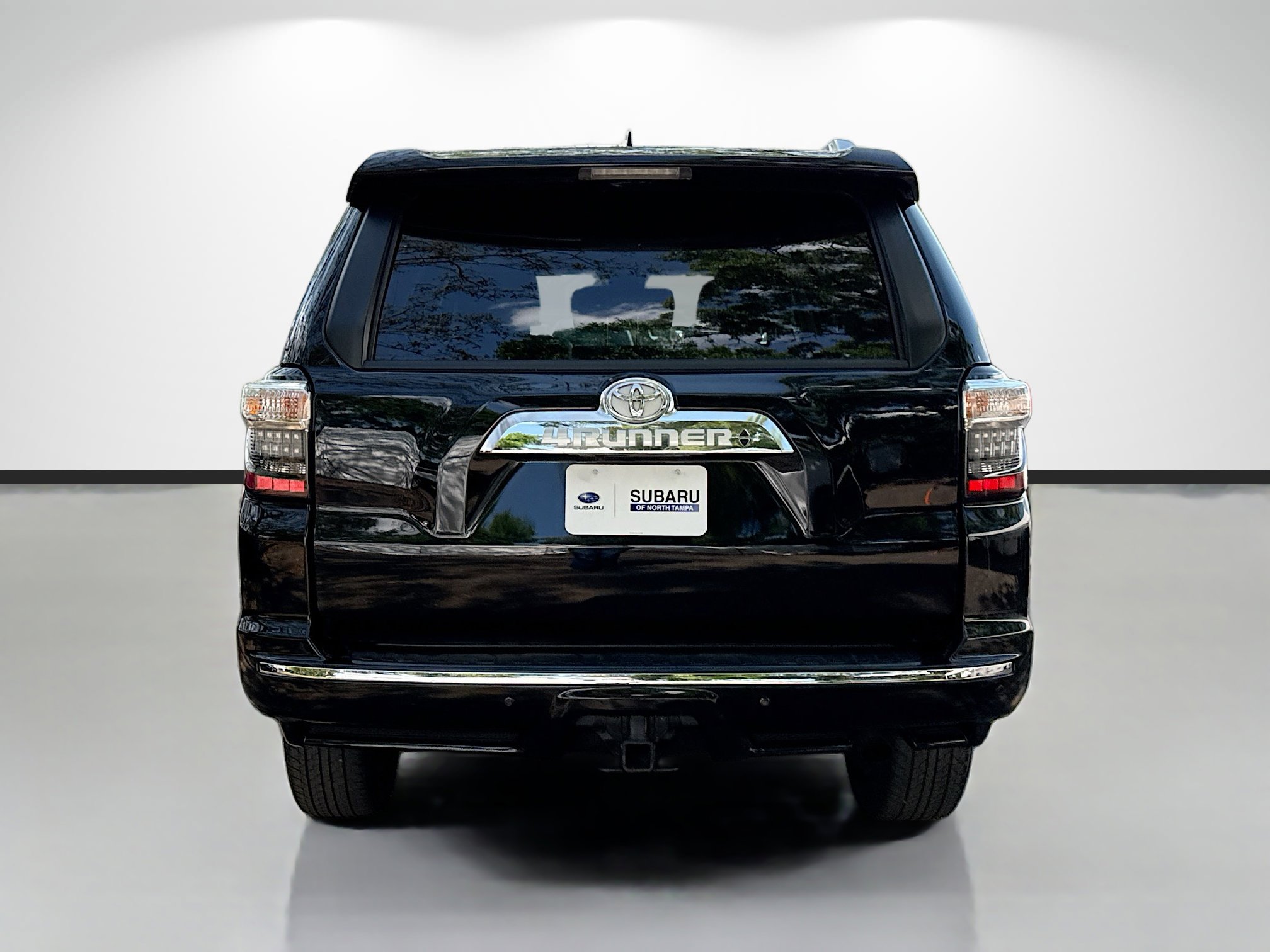 Used 2021 Toyota 4Runner Limited image 4