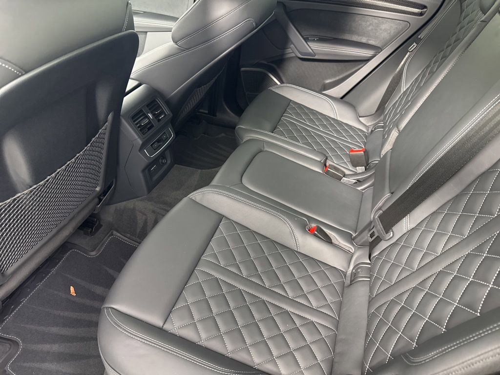 Used 2025 Audi SQ5 Premium Plus image 16