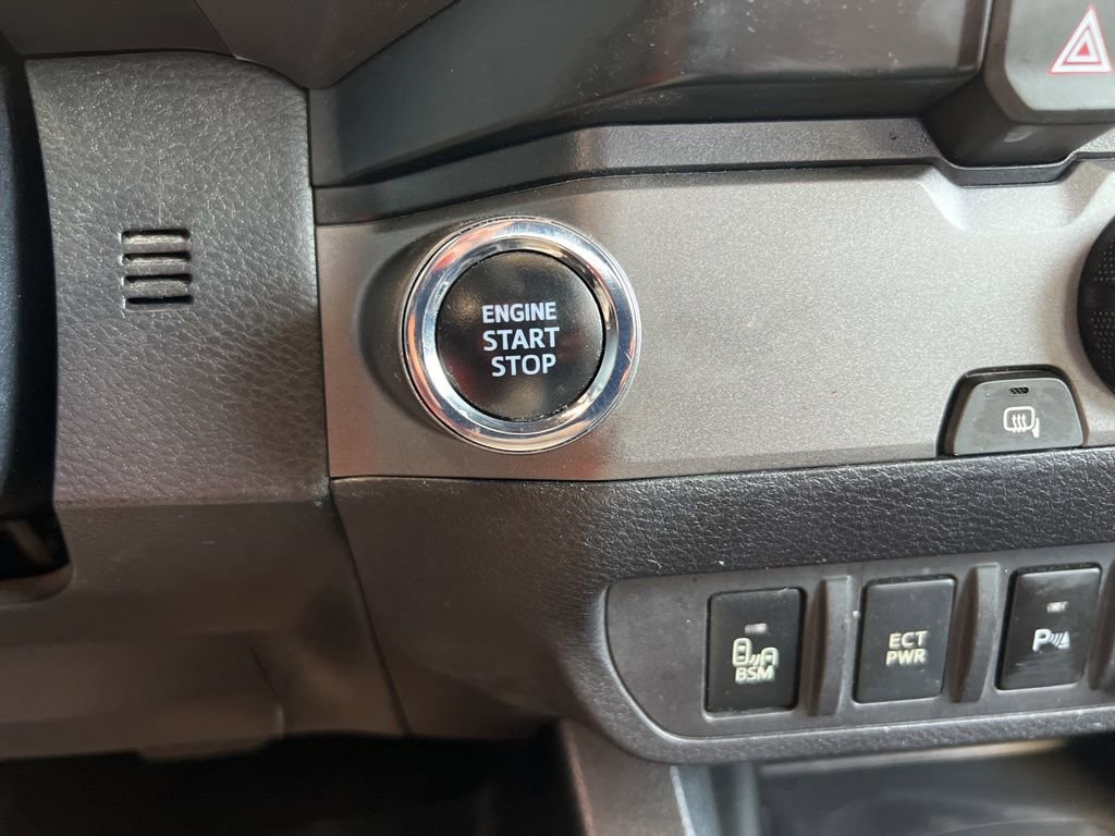 Used 2019 Toyota Tacoma TRD Sport w/ TRD Premium Sport Package image 38