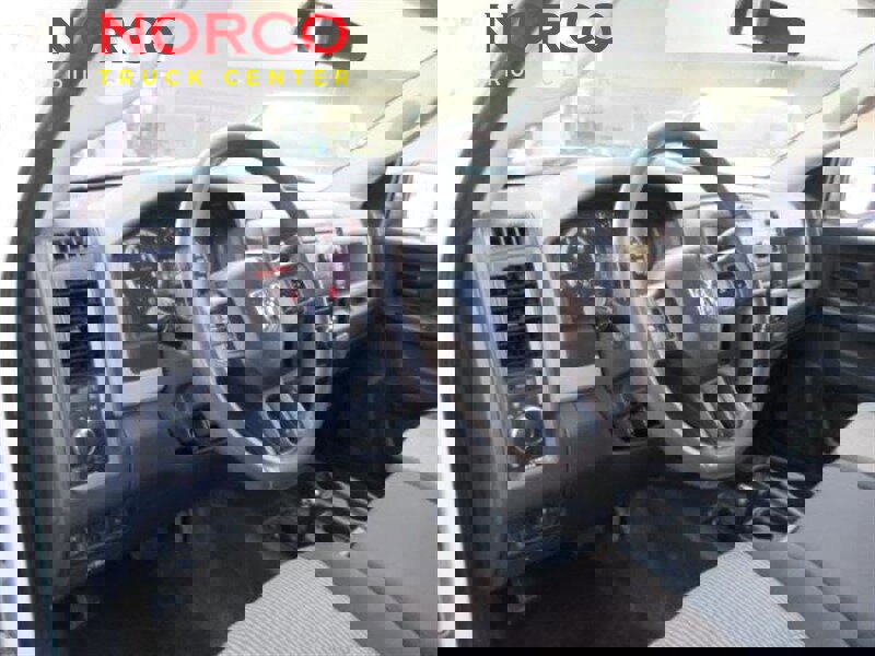 Used 2012 RAM 2500 ST w/ Chrome Appearance Group image 13