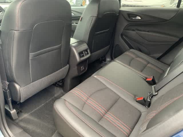 Used 2024 Chevrolet Equinox RS w/ LPO, Floor Liner Package FWD image 18