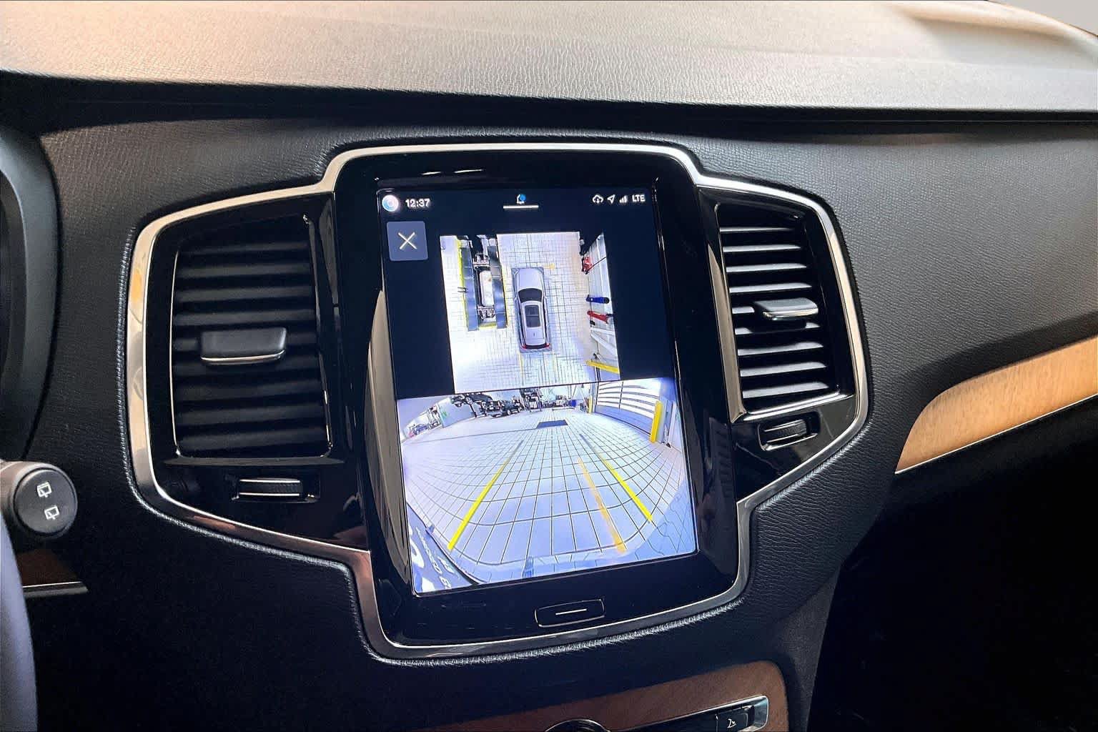 Used 2025 Volvo XC90 T8 Plus w/ Protection Package AWD/4WD image 28