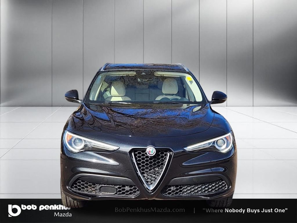Used 2019 Alfa Romeo Stelvio Ti Lusso w/ Quick Order Package 22X Lusso image 21