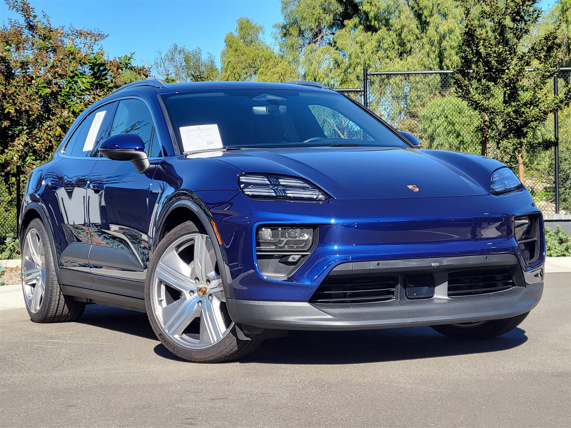 Certified 2024 Porsche Macan 4 Electric image 9