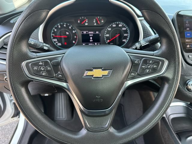 Used 2024 Chevrolet Malibu LT FWD image 12