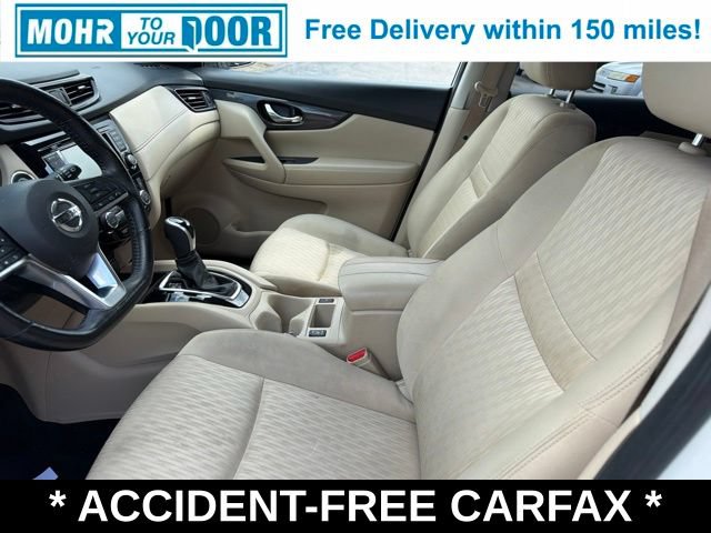 Used 2020 Nissan Rogue SV FWD image 17