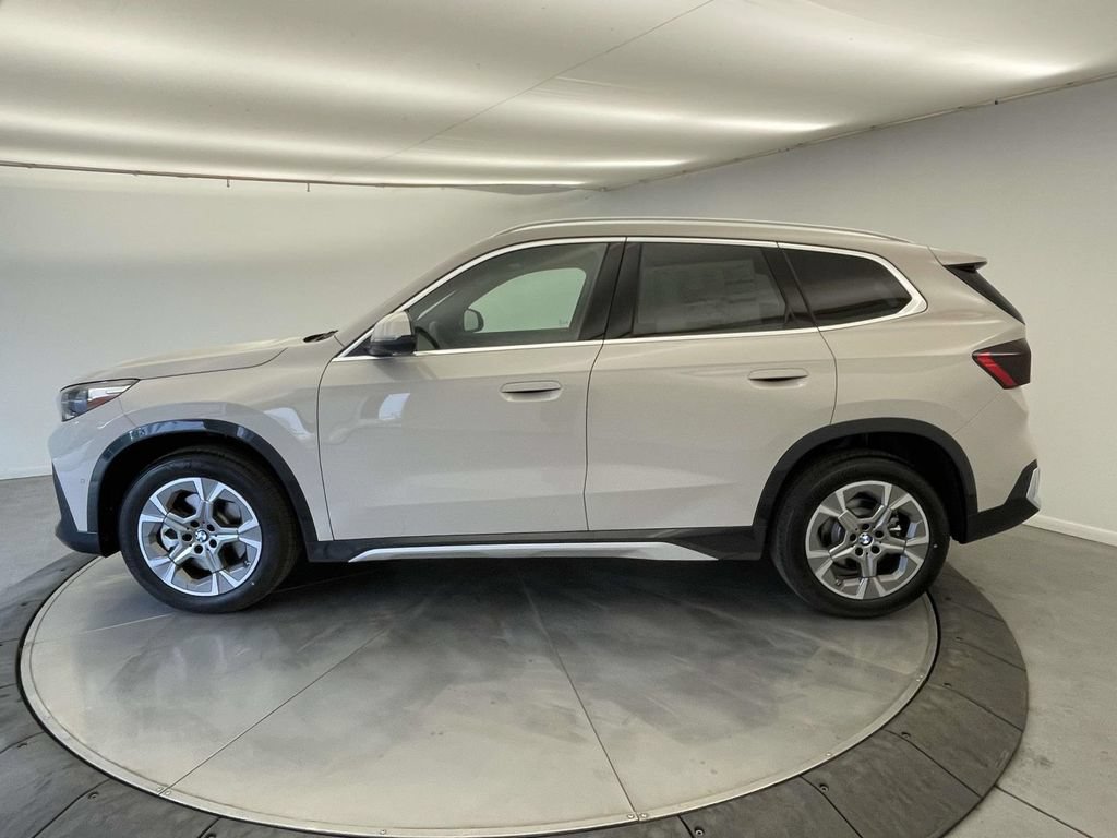 New 2026 BMW X1 xDrive28i w/ Convenience Package AWD/4WD image 2