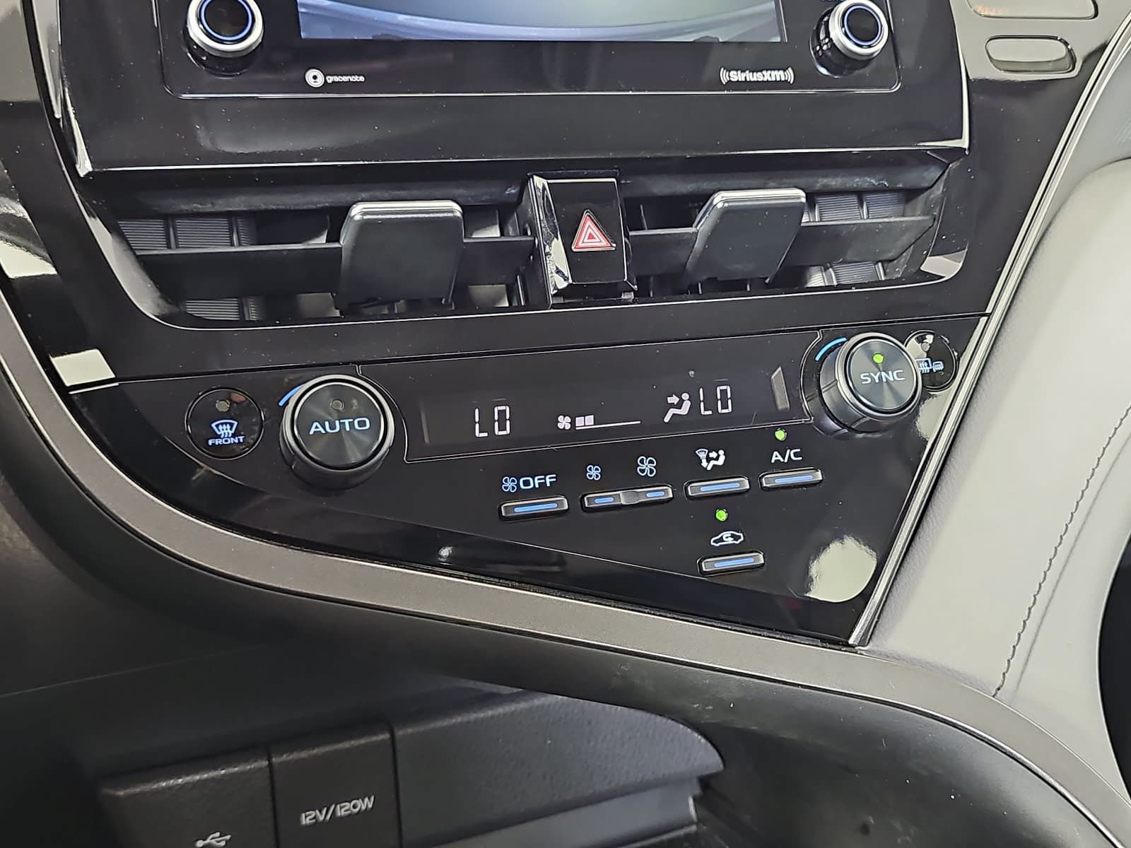 Used 2023 Toyota Camry SE FWD image 22
