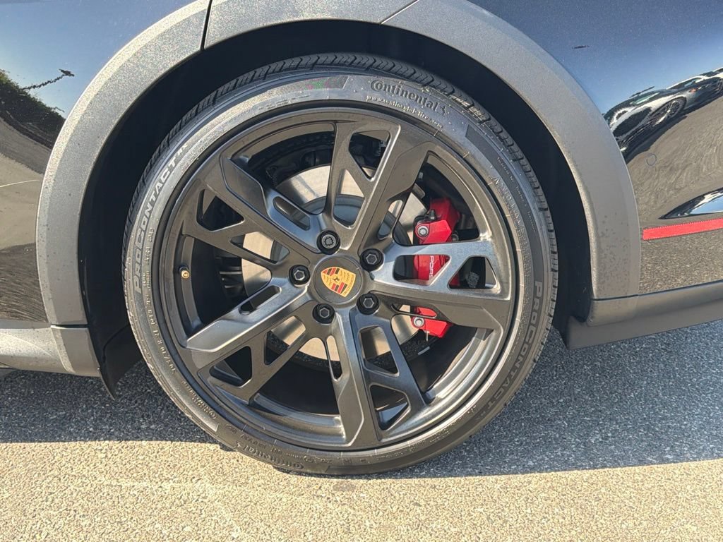 Used 2025 Porsche Taycan 4S AWD/4WD image 16