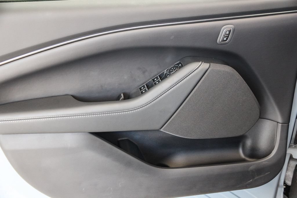 New 2026 Ford Mustang Mach-E Select RWD image 21