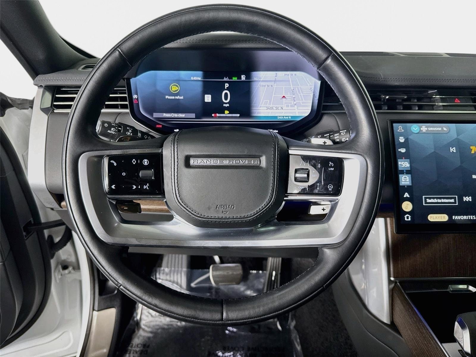 Used 2024 Land Rover Range Rover SE AWD/4WD image 12
