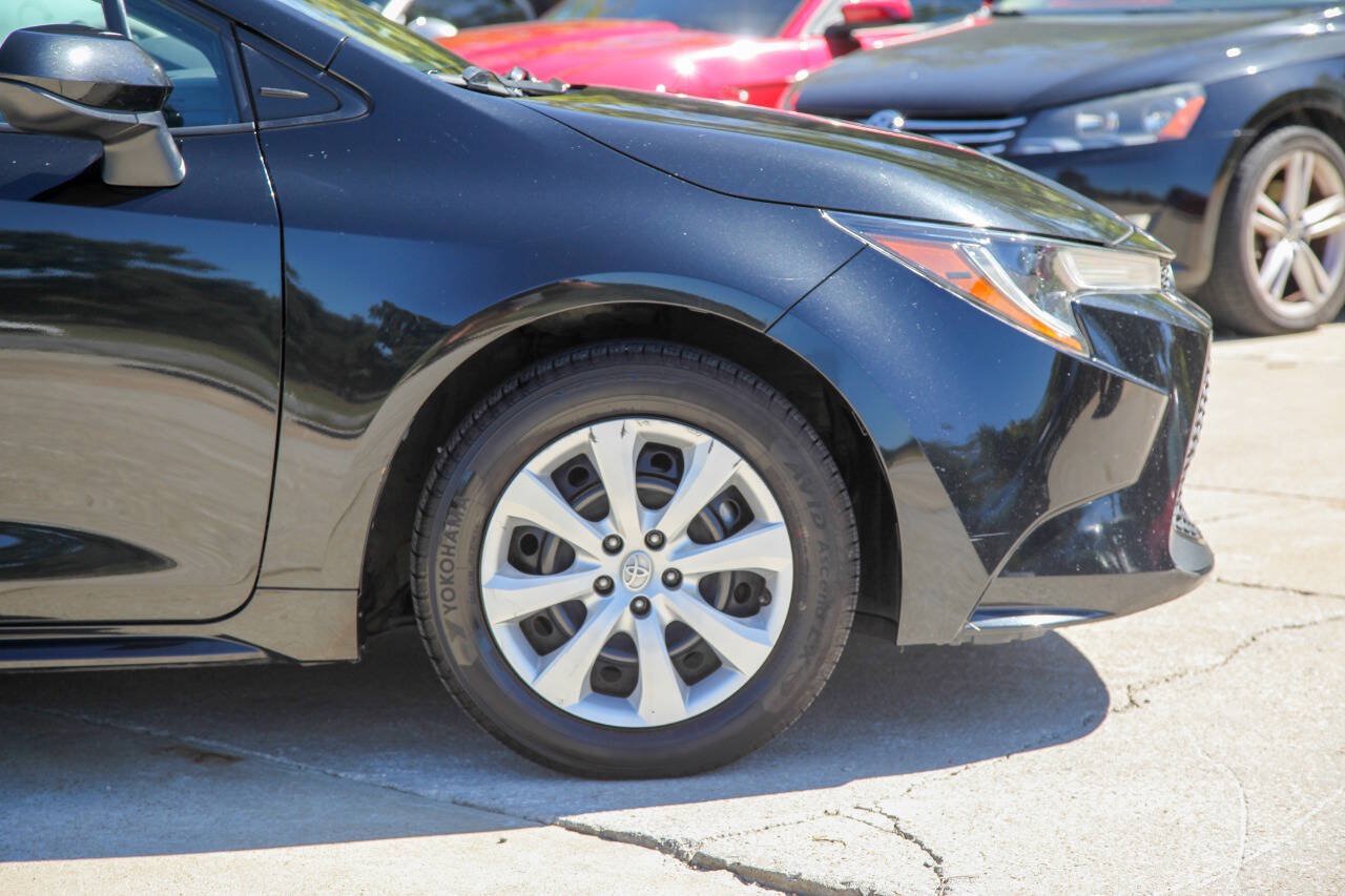 Used 2021 Toyota Corolla LE FWD image 20