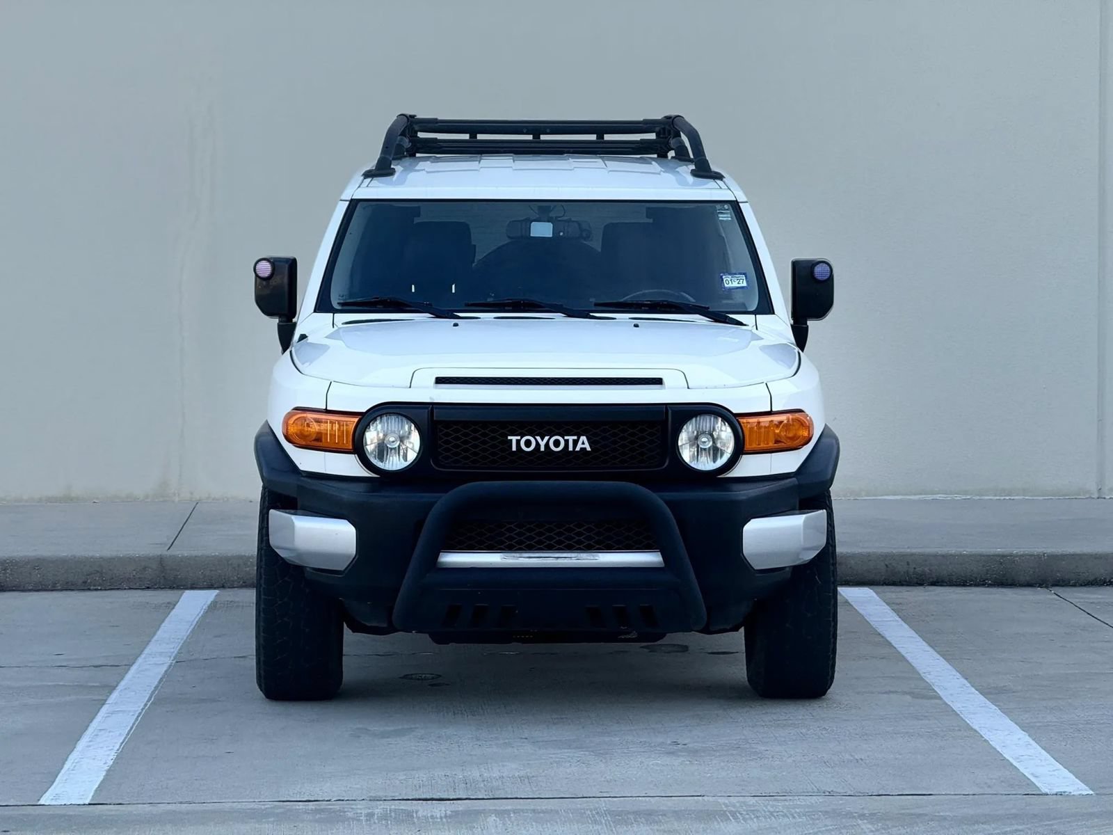 Used 2011 Toyota FJ Cruiser 2WD w/ Convenience Pkg image 2