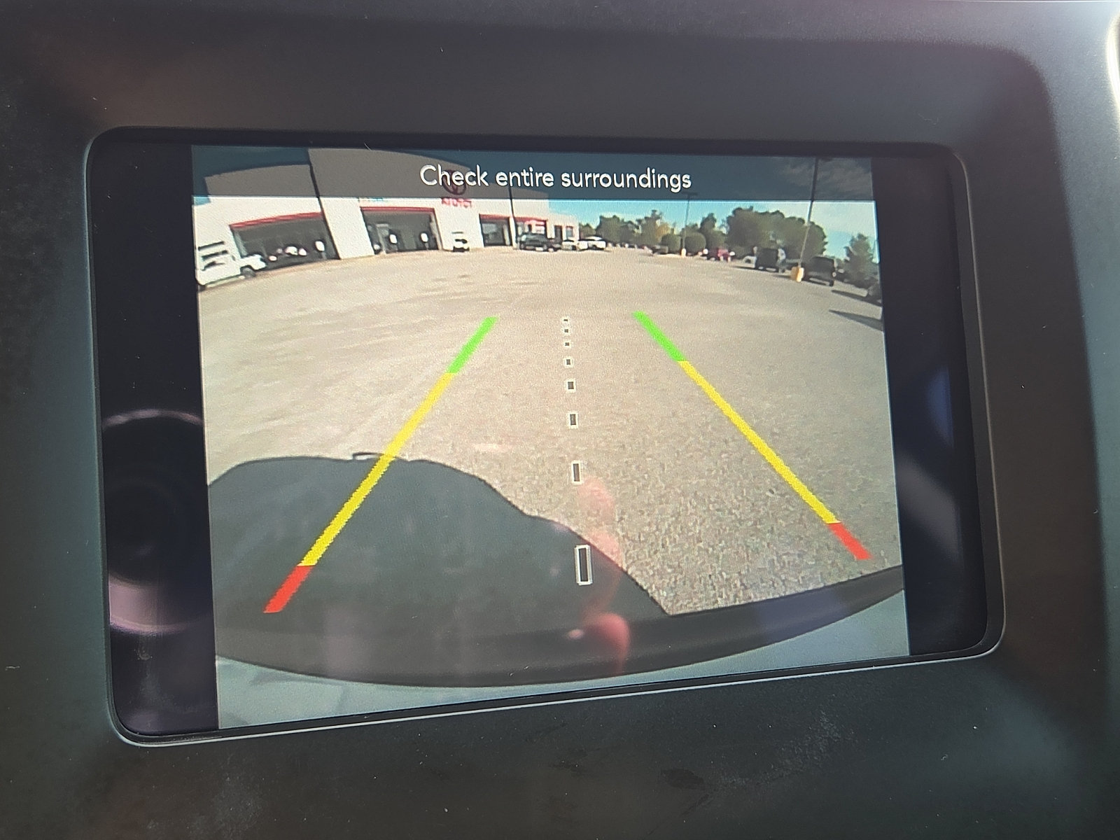 Used 2019 Jeep Cherokee Latitude Plus FWD image 17