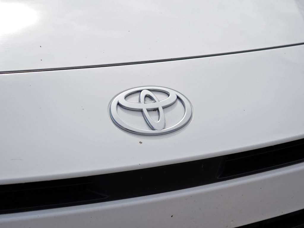 Used 2025 Toyota Camry LE FWD image 29