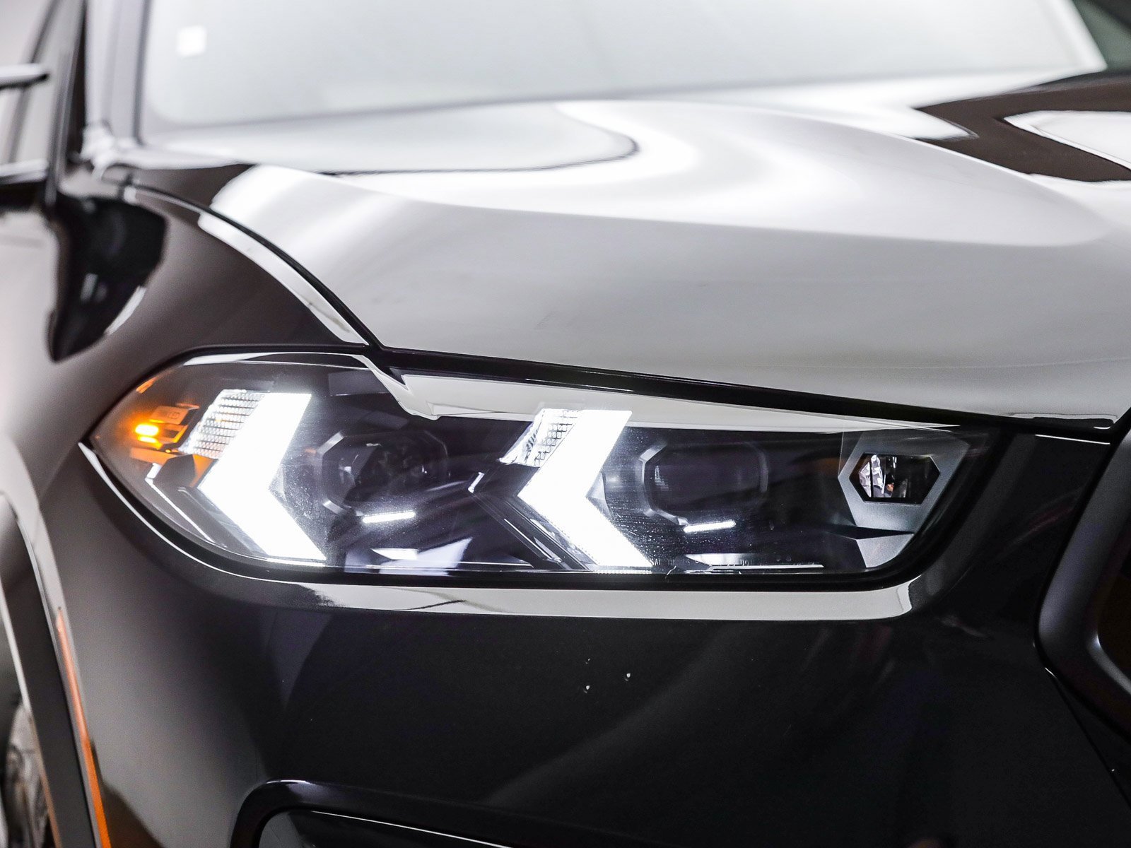 New 2026 BMW X5 M Competition w/ Executive Package image 5