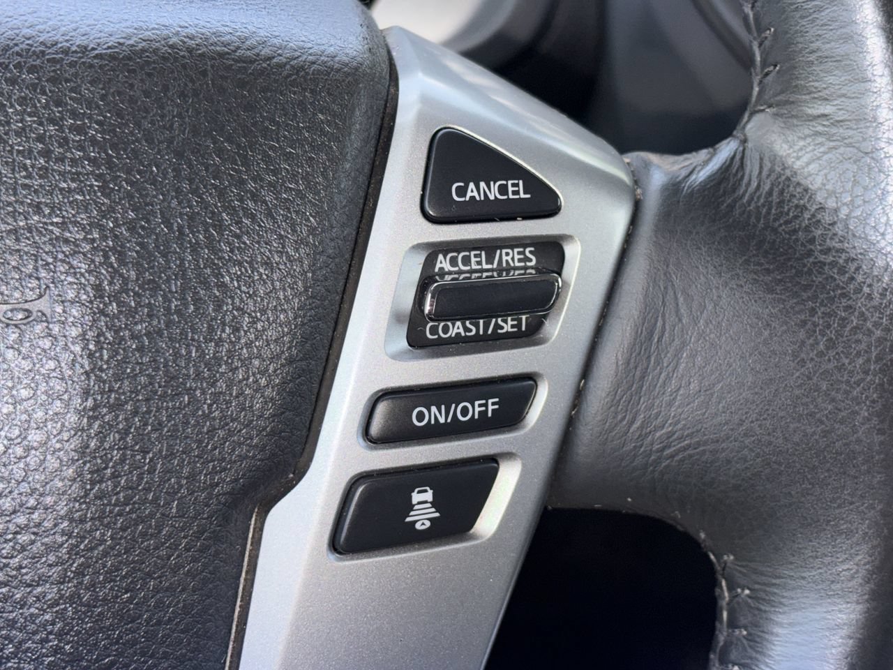 Certified 2024 Nissan Titan SV w/ SV Convenience Package AWD/4WD image 20