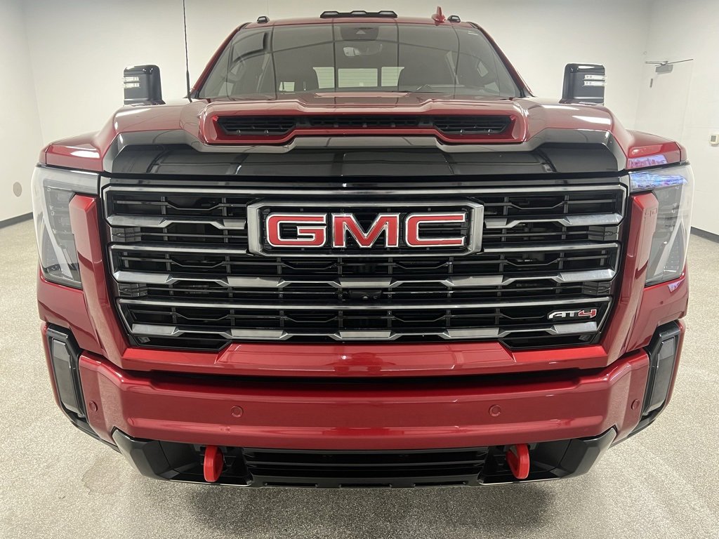 Used 2024 GMC Sierra 3500 AT4 w/ AT4 Premium Plus Package image 3