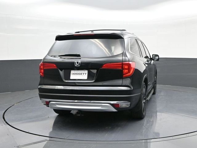 Used 2016 Honda Pilot Touring image 11
