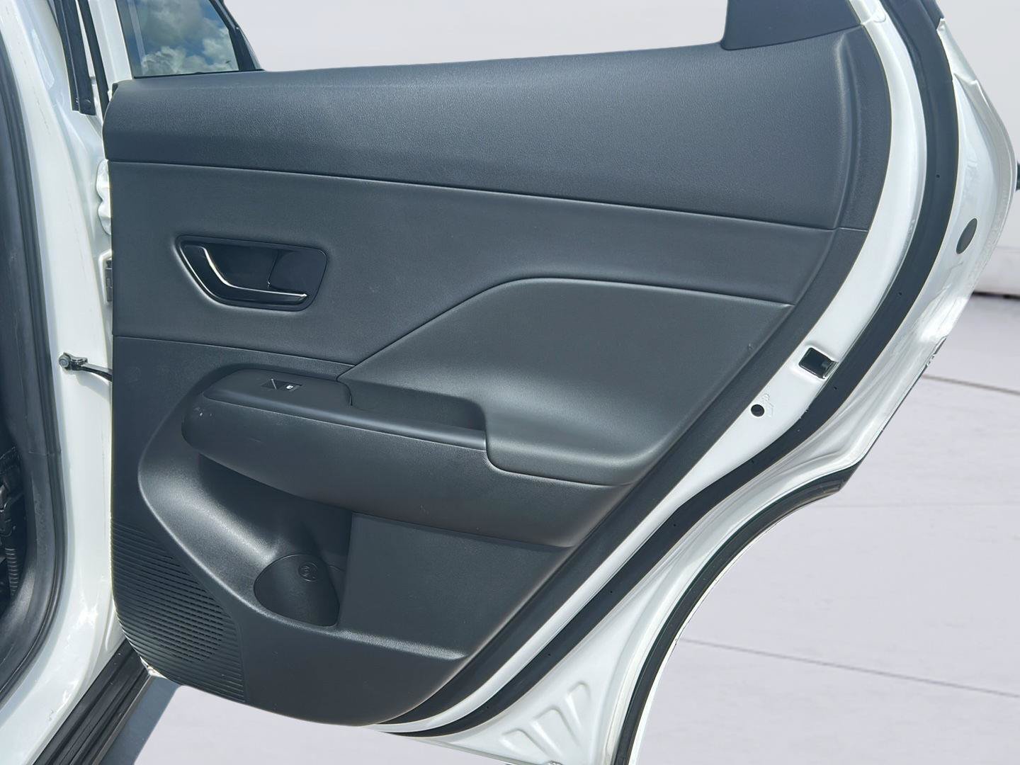 Used 2024 Hyundai Kona N Line FWD image 23
