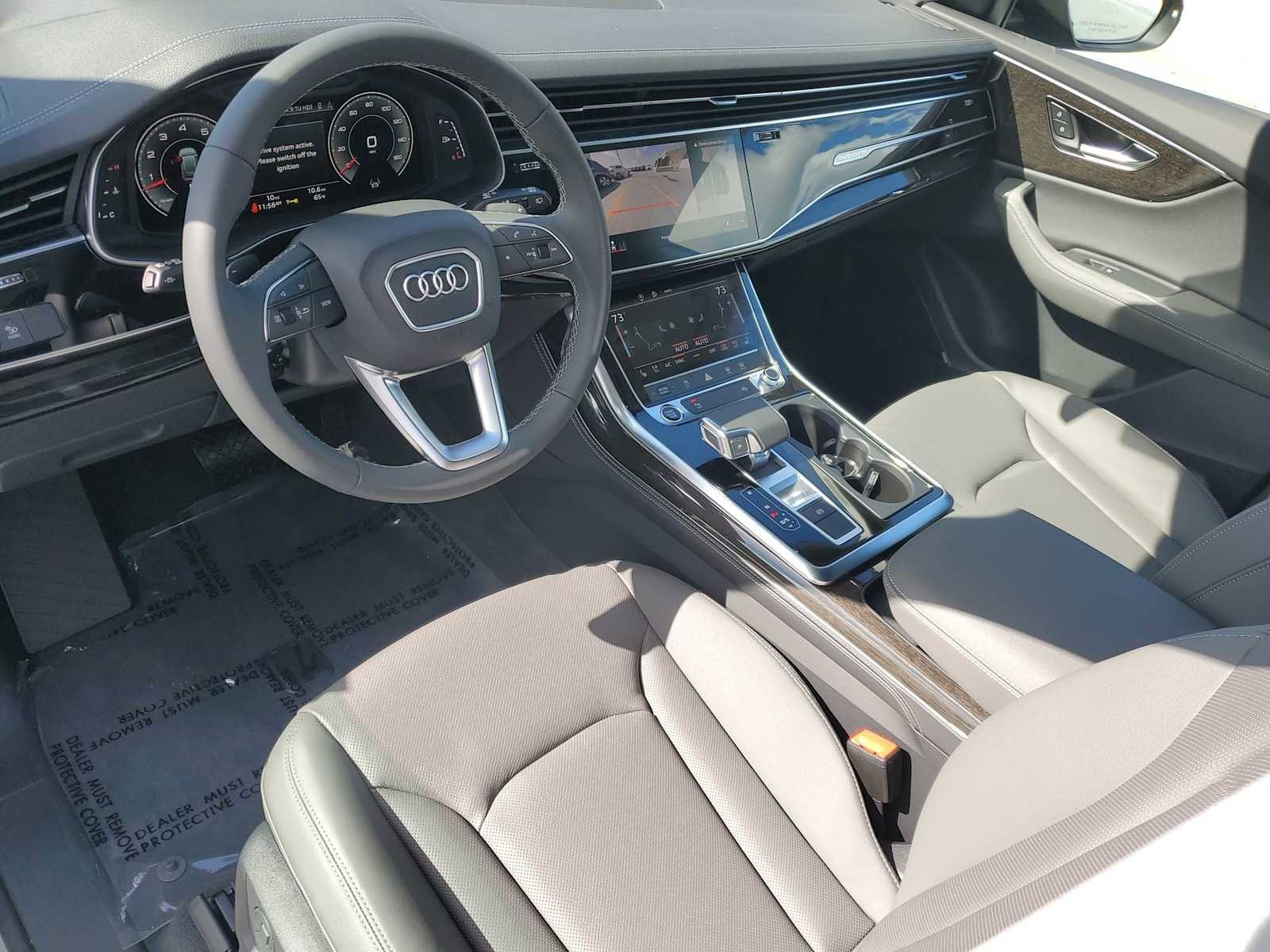 Certified 2025 Audi Q8 Premium Plus image 2