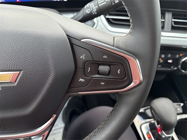 Used 2025 Chevrolet Trax LT w/ LT Convenience Package image 11
