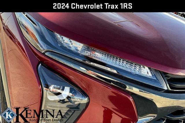 Used 2024 Chevrolet Trax RS w/ Driver Confidence Package image 32