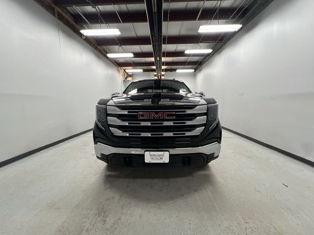 New 2026 GMC Sierra 1500 SLE image 3