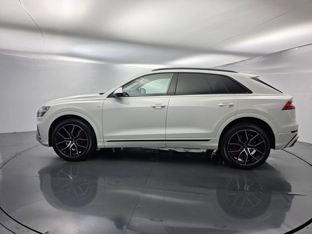 Used 2020 Audi Q8 Premium Plus w/ Premium Plus Package AWD/4WD image 7