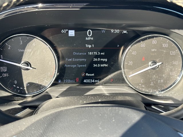 Used 2022 Buick Envision Essence w/ Technology Package I FWD image 12