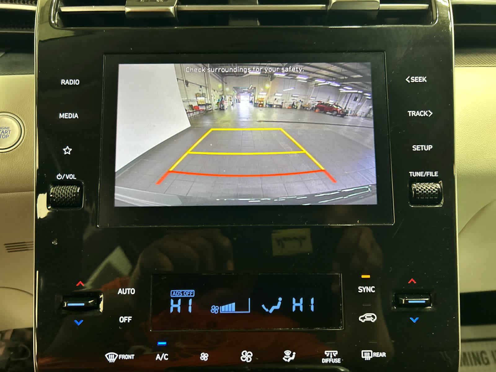 Used 2024 Hyundai Tucson SEL AWD/4WD image 5