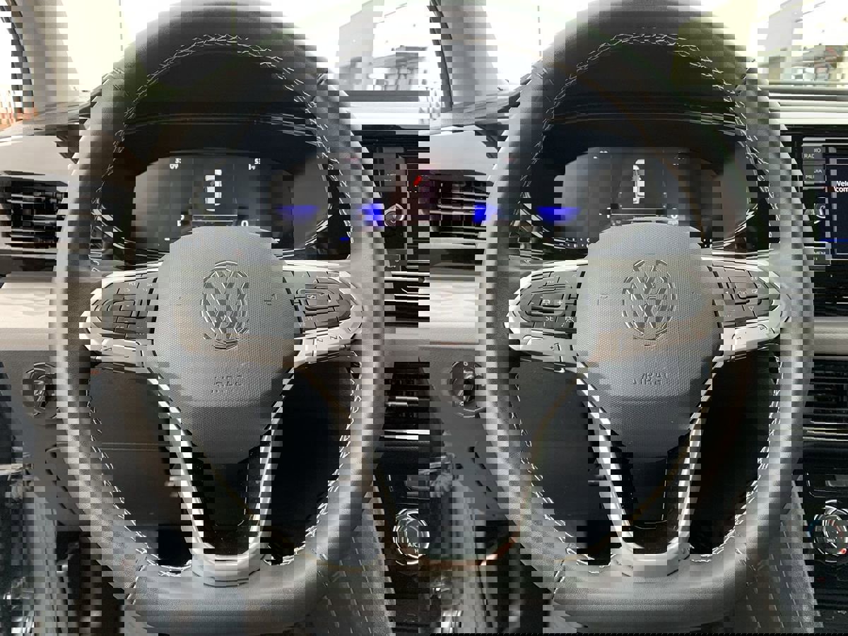 Used 2024 Volkswagen Taos S image 17