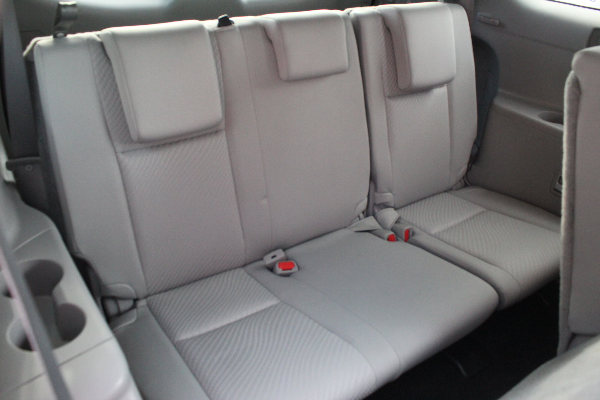 Used 2019 Toyota Highlander LE FWD image 27