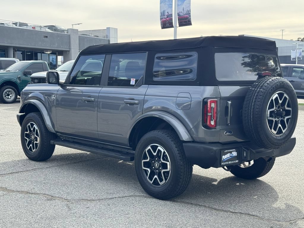 Used 2023 Ford Bronco Outer Banks AWD/4WD image 4