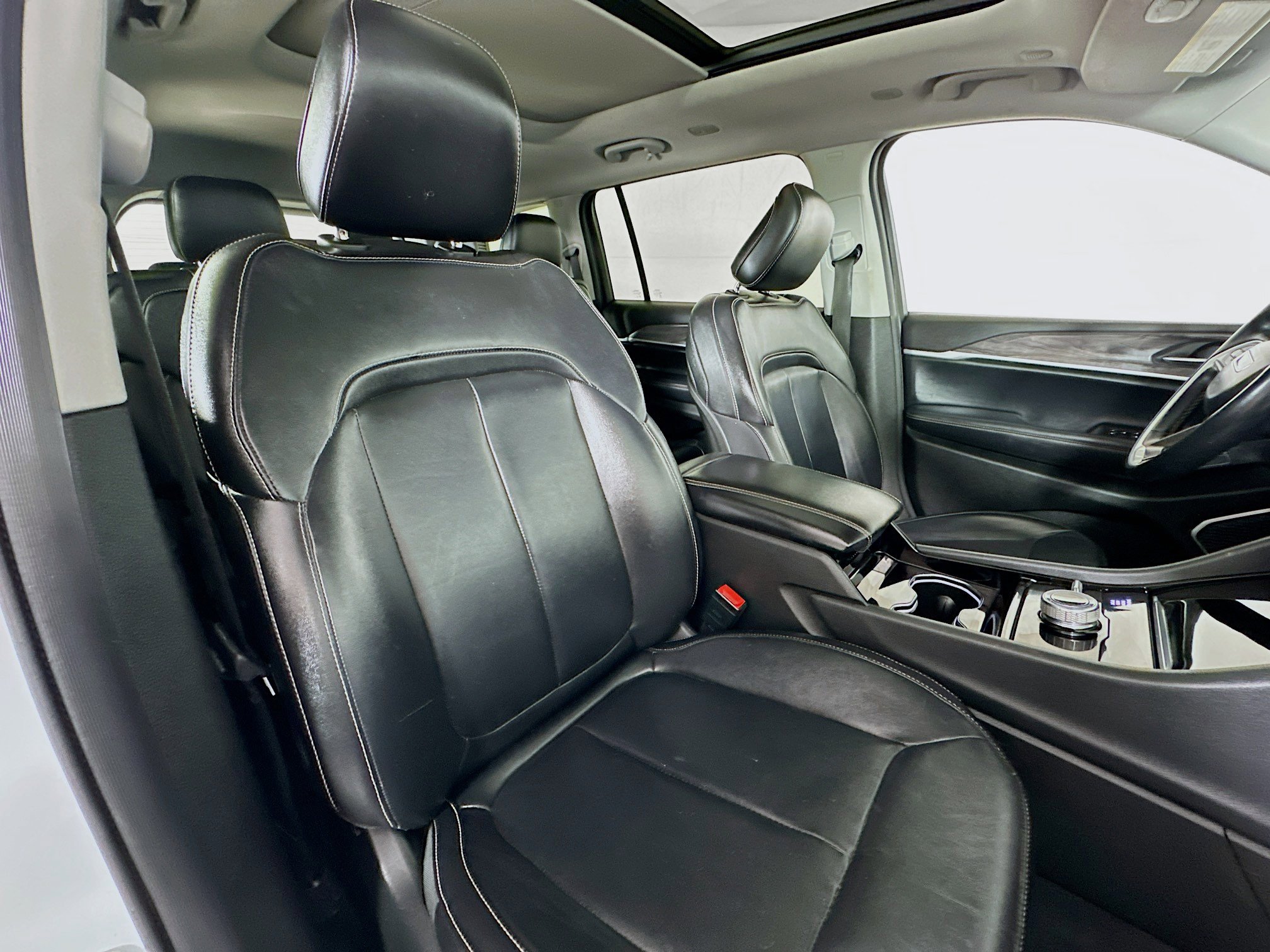 Used 2021 Jeep Grand Cherokee L Limited image 30