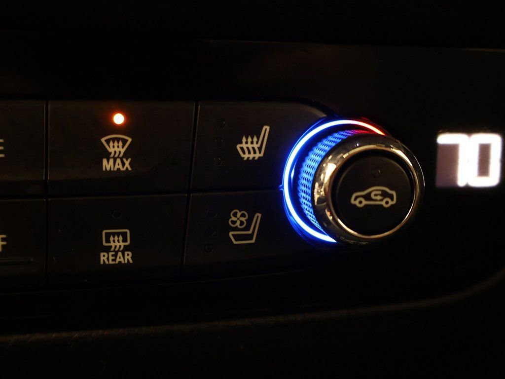 Used 2022 Buick Enclave Avenir w/ Avenir Technology Package image 64