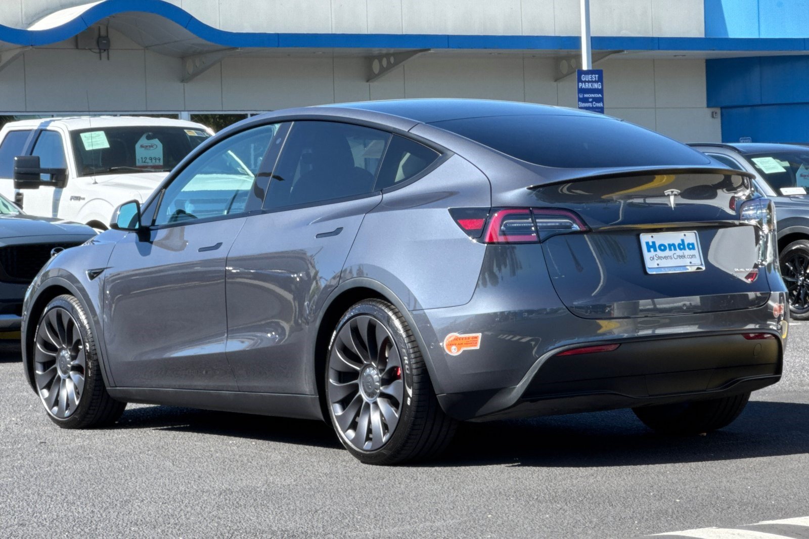 Used 2020 Tesla Model Y Performance AWD/4WD image 3