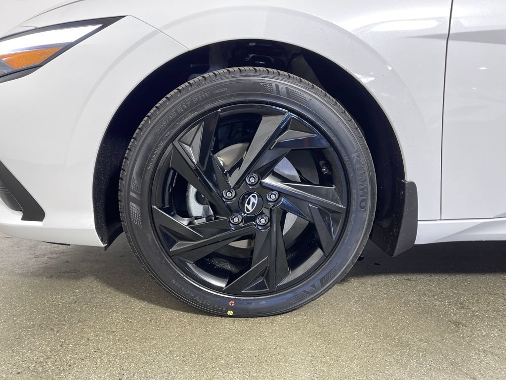 New 2026 Hyundai Elantra Sport FWD image 11