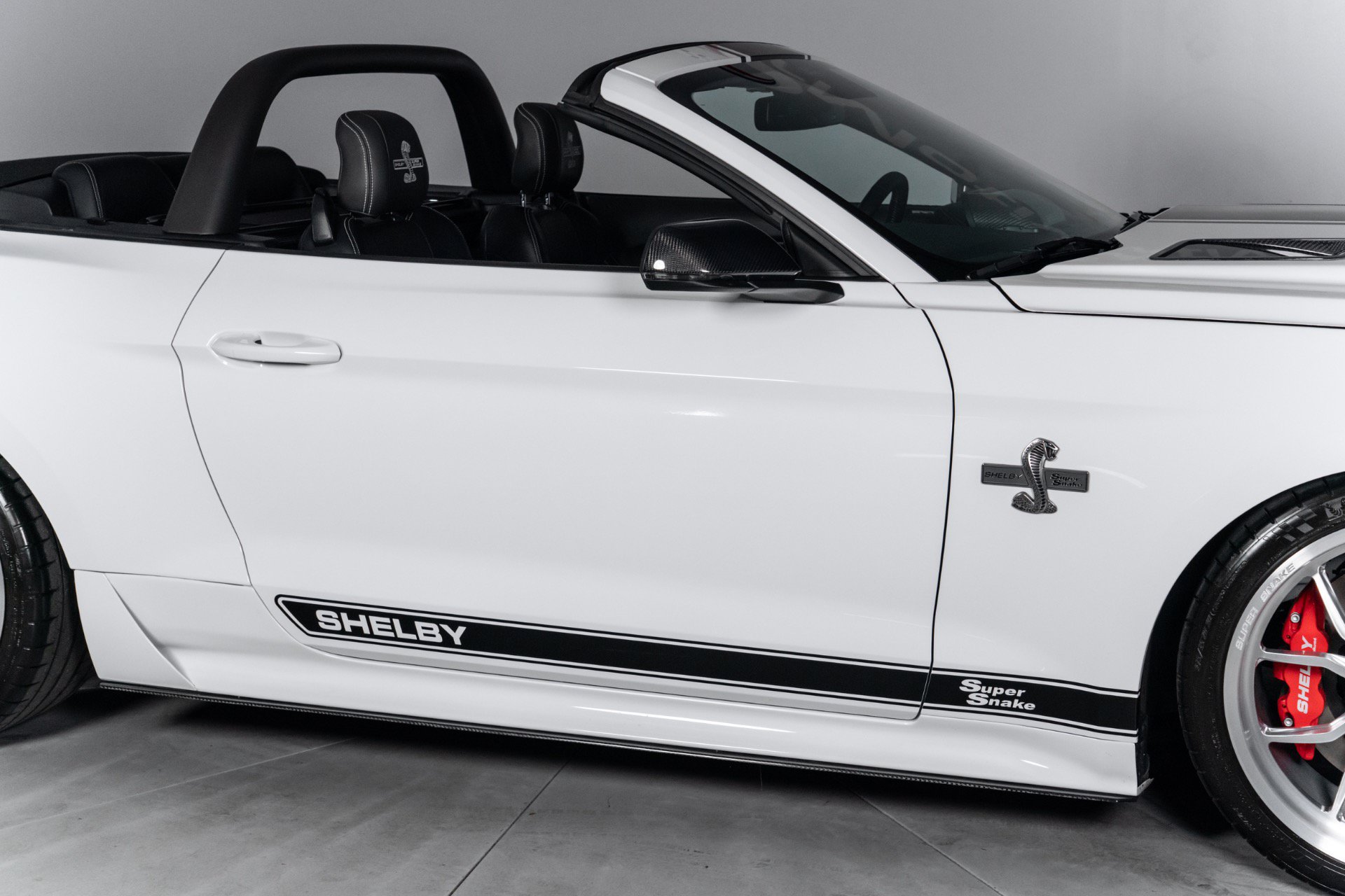 Used 2015 Ford Mustang GT Premium w/ Equipment Group 401A RWD image 97