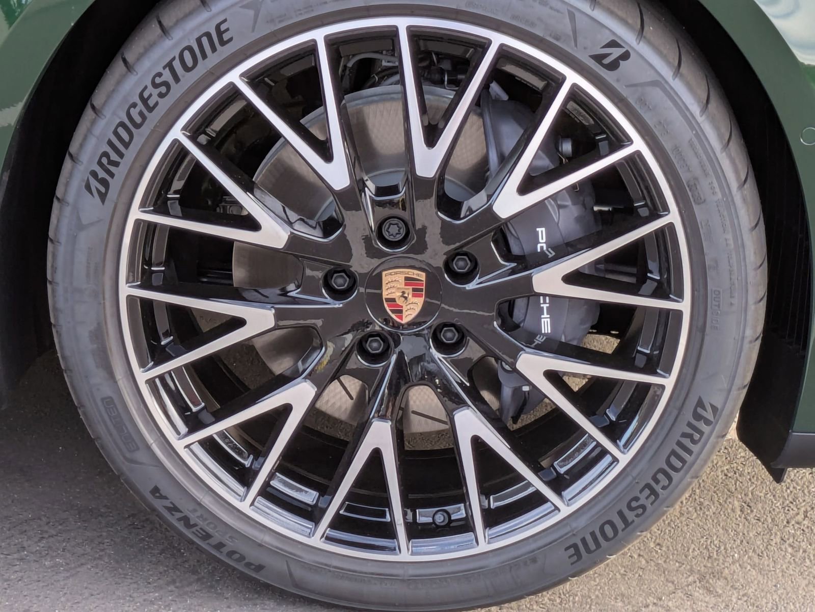 New 2026 Porsche Panamera image 12