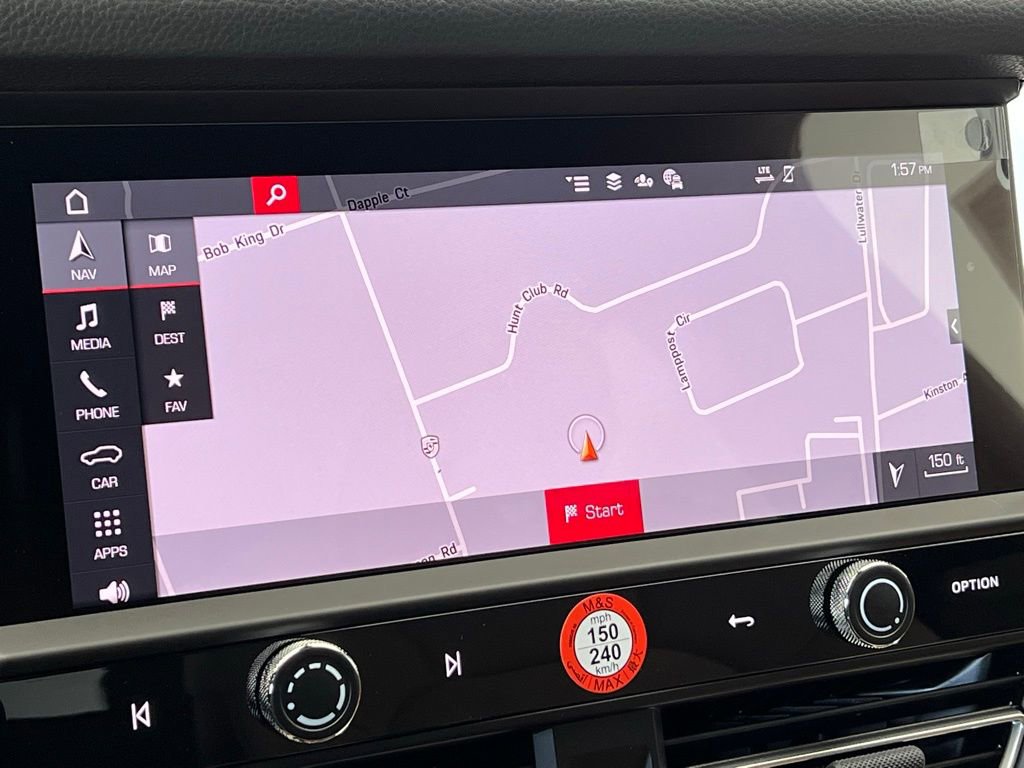 Used 2026 Porsche Macan AWD/4WD image 13