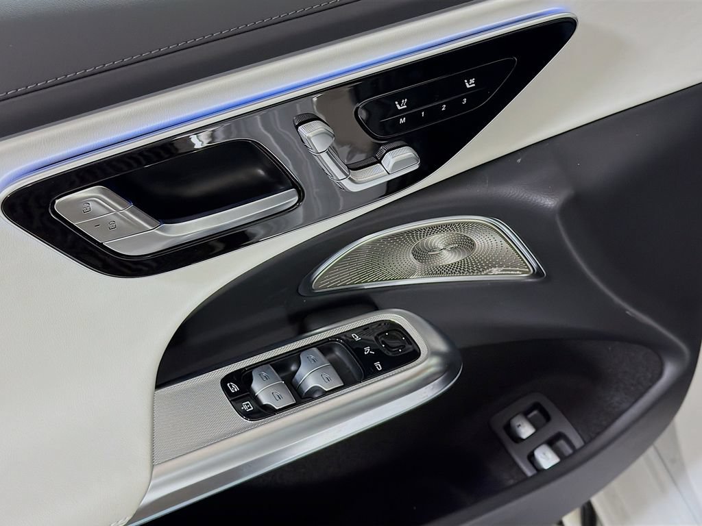 New 2026 Mercedes-Benz E 53 AMG e 4MATIC Sedan image 21
