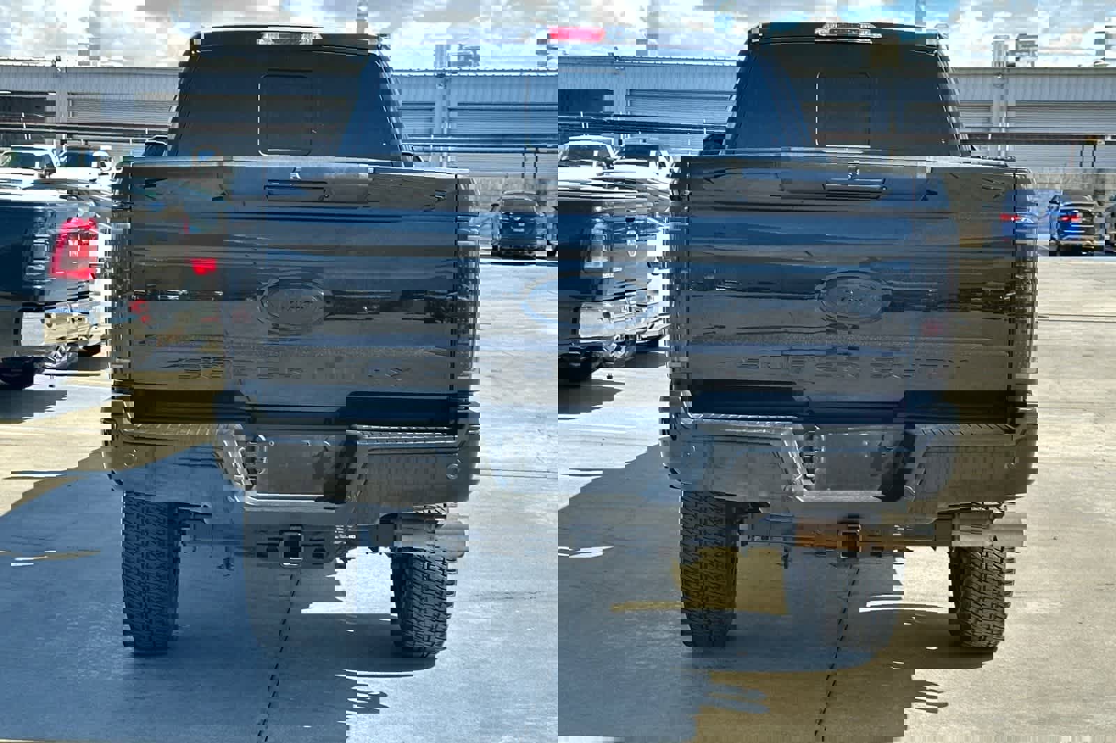 Used 2019 Ford F250 Lariat w/ Lariat Value Package image 8