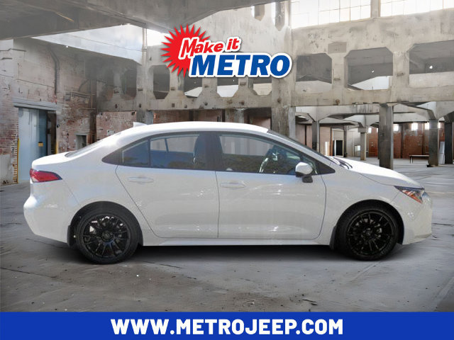 Used 2026 Toyota Corolla LE FWD image 1