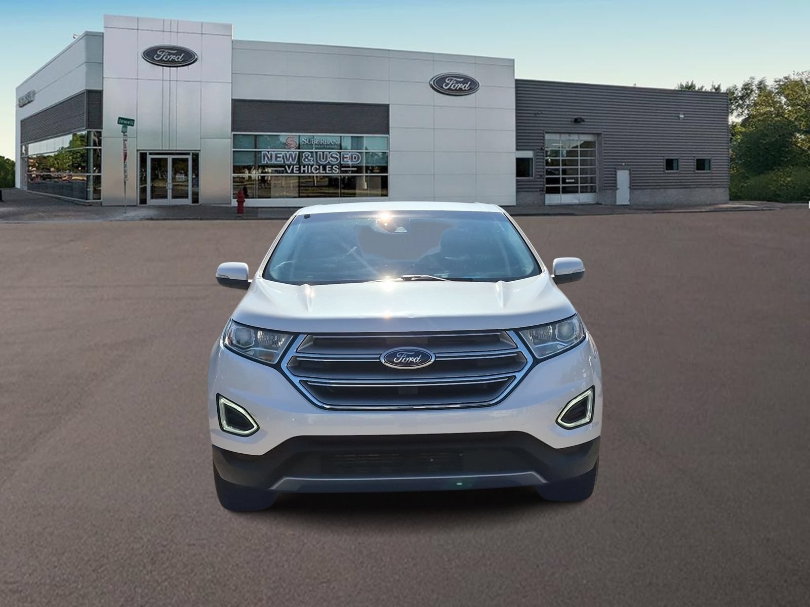 Used 2018 Ford Edge SEL w/ Equipment Group 201A AWD/4WD image 3