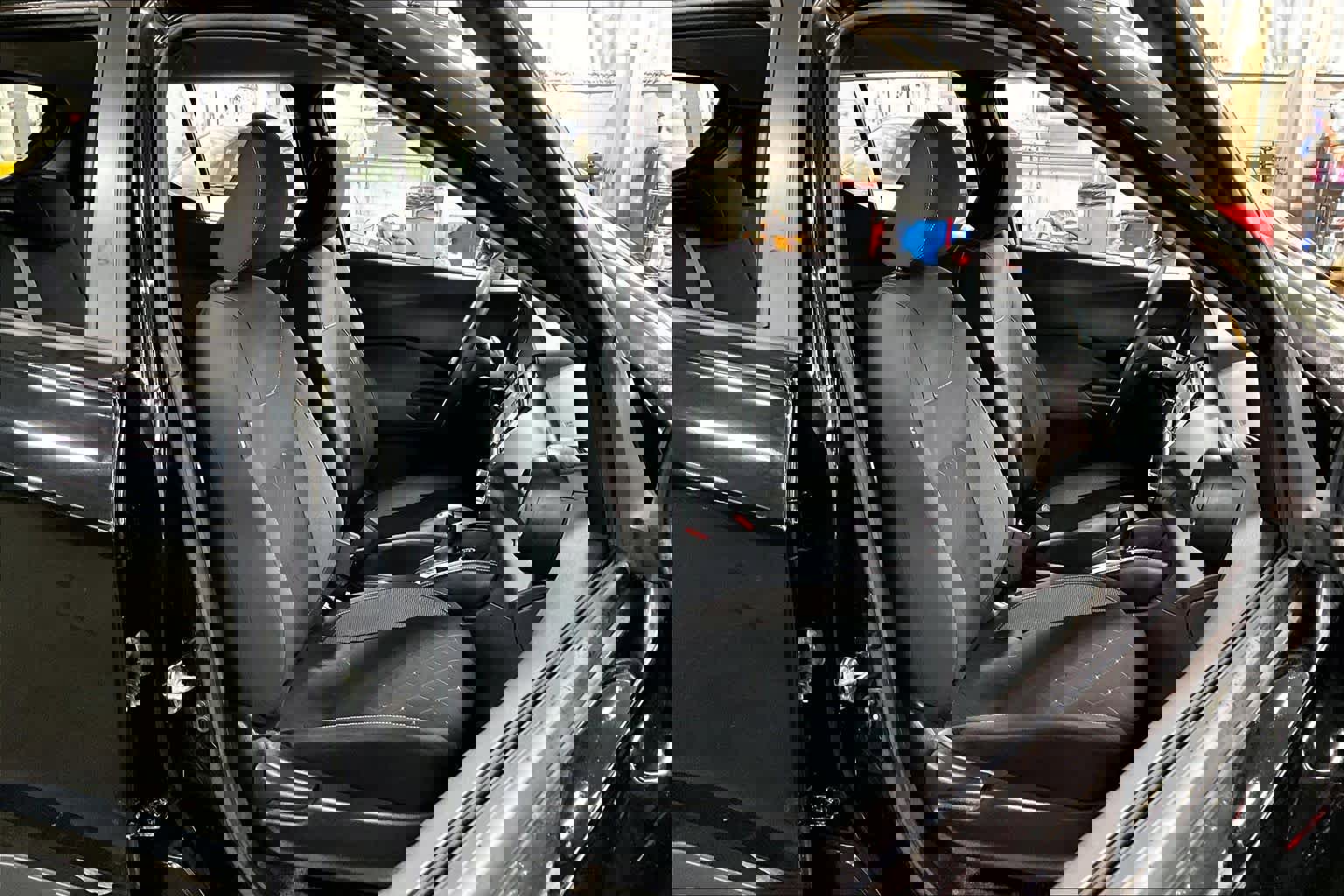 Used 2019 Nissan Kicks S image 9