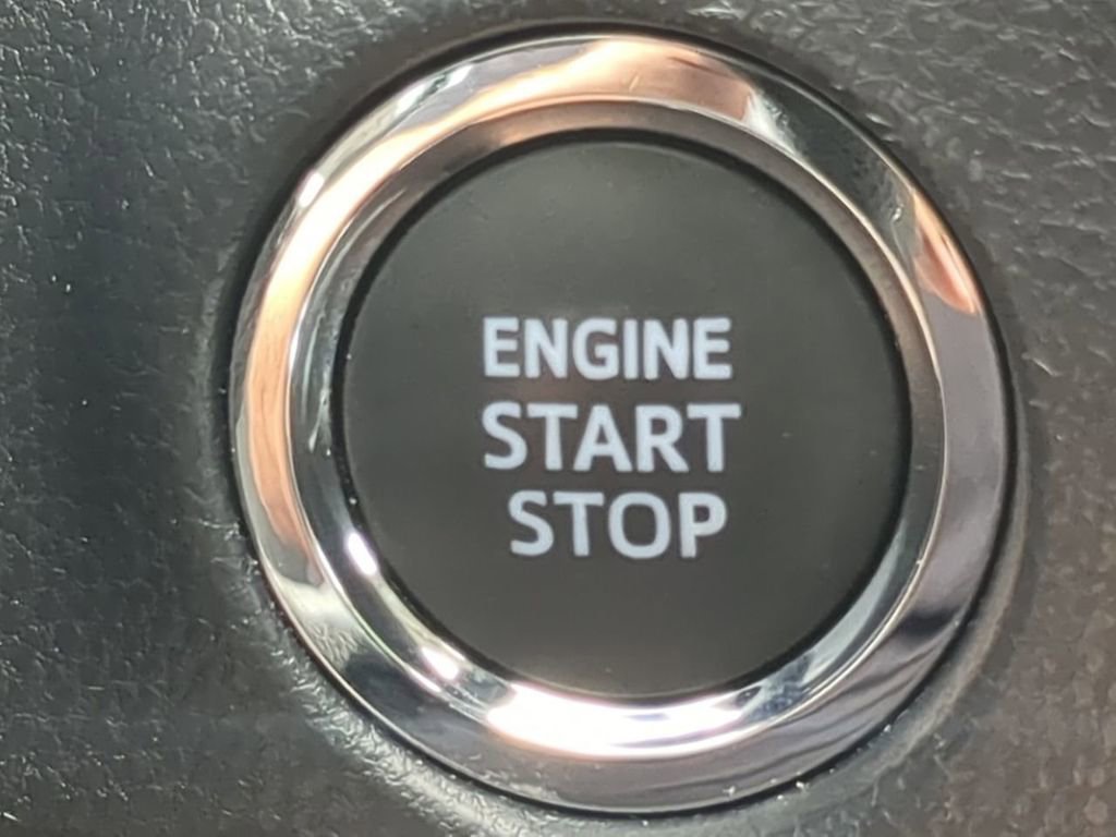 Used 2023 Toyota RAV4 XLE w/ Convenience Package image 28