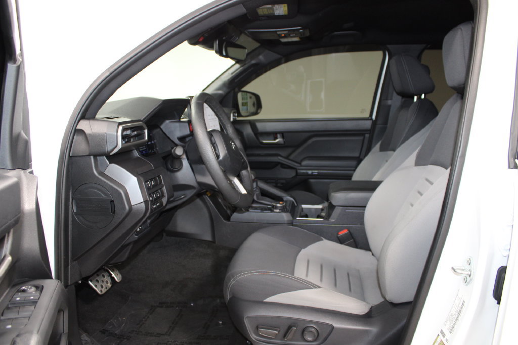 Used 2024 Toyota Tacoma TRD Sport w/ TRD Sport Upgrade Package AWD/4WD image 22