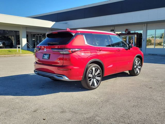 New 2026 Mitsubishi Outlander SEL image 6